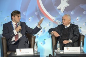 Premier Jan Krzysztof Bielecki, Prezes Zarządu PGE Marek Woszczyk